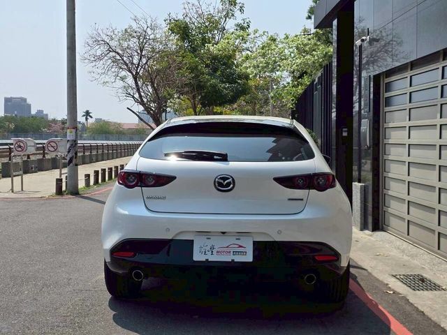 MAZDA馬自達 MAZDA 3  第4張相片