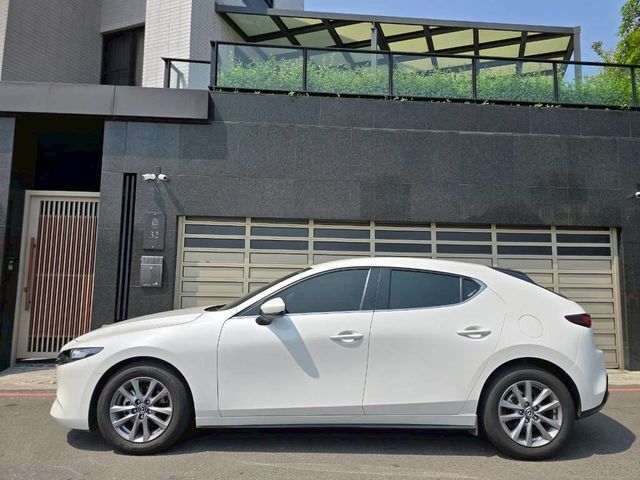 MAZDA馬自達 MAZDA 3  第5張相片
