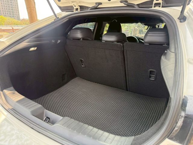 MAZDA馬自達 MAZDA 3  第8張相片