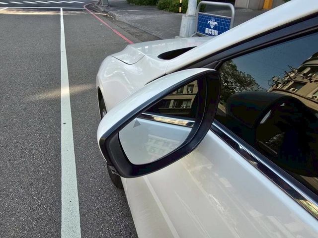 MAZDA馬自達 MAZDA 3  第15張相片