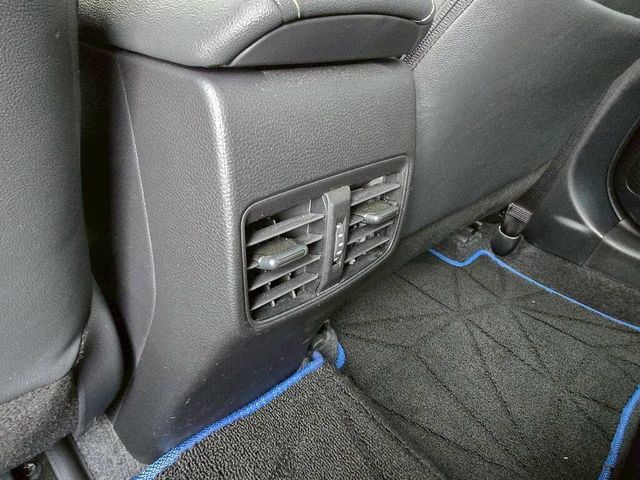 TOYOTA豐田 COROLLA ALTIS HYBRID  第16張相片