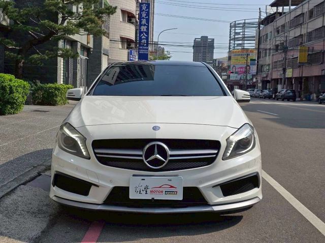 M-BENZ賓士 A45 AMG  第2張相片