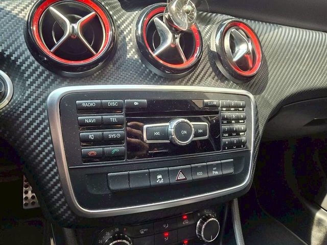 M-BENZ賓士 A45 AMG  第13張相片