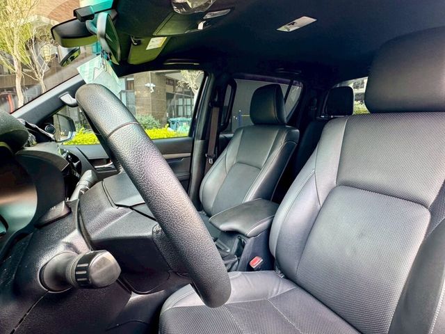 TOYOTA豐田 HILUX  第4張相片