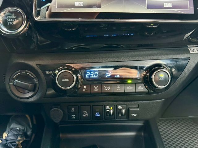 TOYOTA豐田 HILUX  第10張相片