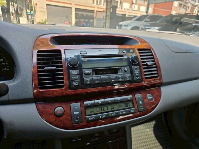 TOYOTA豐田 CAMRY  第10張相片