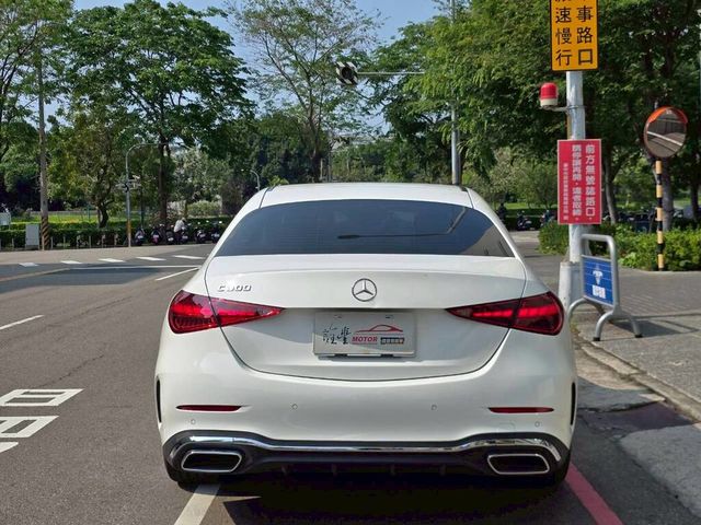 M-BENZ賓士 C300  第4張相片