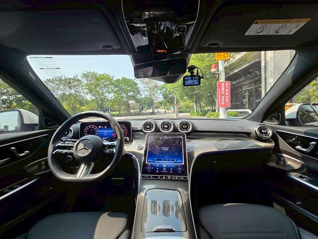 M-BENZ賓士 C300  第5張相片