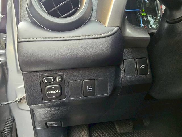 TOYOTA豐田 RAV4  第16張相片