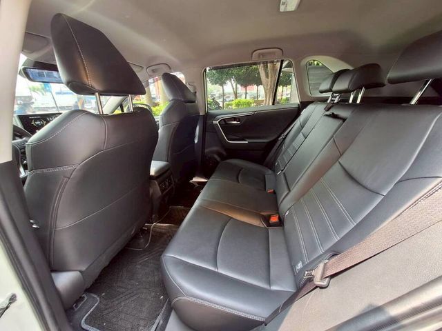 TOYOTA豐田 RAV4  第6張相片