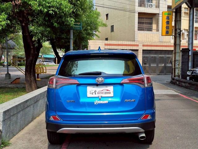 TOYOTA豐田 RAV4  第4張相片