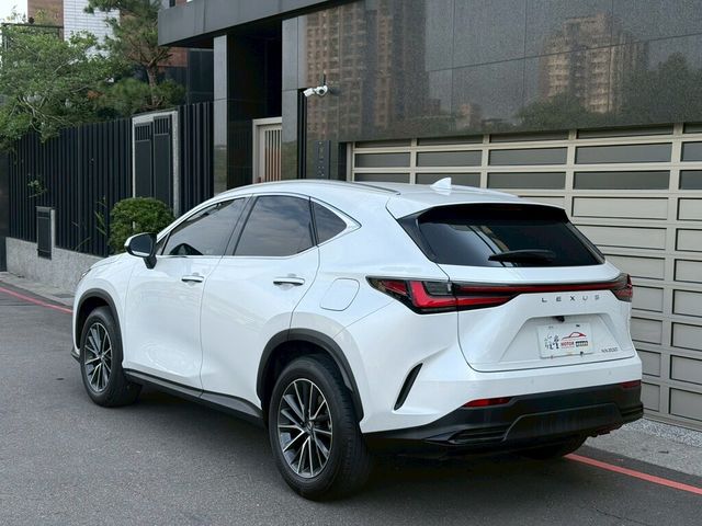 LEXUS凌志 NX200  第3張相片