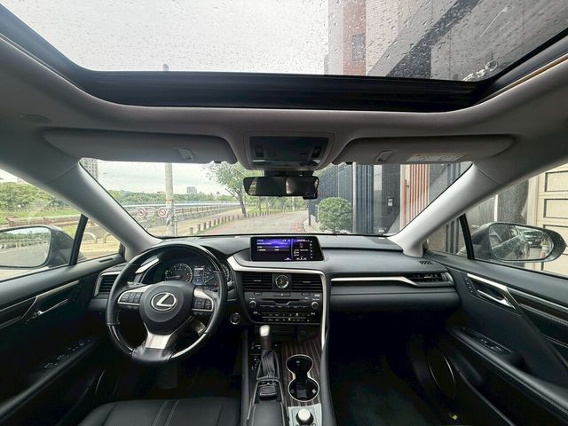 LEXUS凌志 RX300  第5張相片