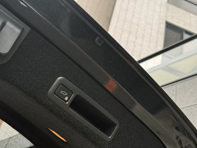 LEXUS凌志 RX300  第9張相片