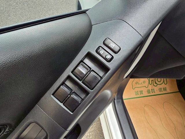 TOYOTA豐田 YARIS  第17張相片