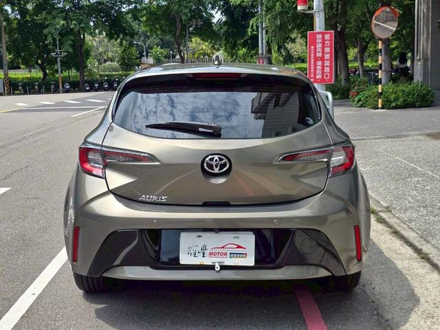TOYOTA豐田 AURIS  第4張相片