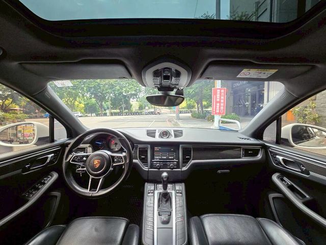 PORSCHE保時捷 MACAN S  第5張相片