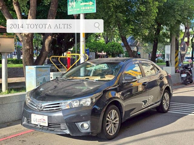 TOYOTA豐田 ALTIS  第1張相片