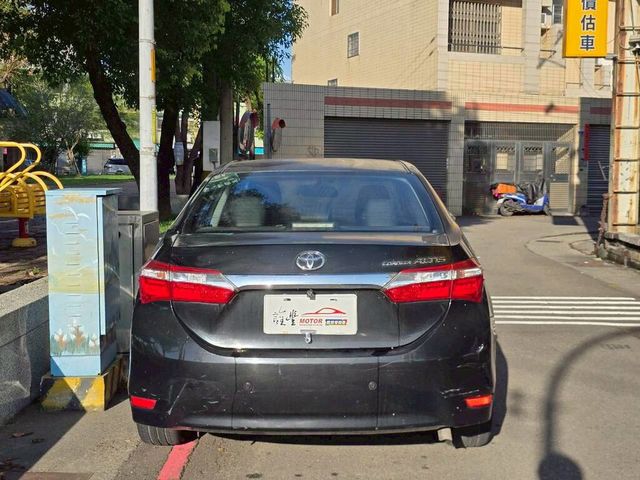 TOYOTA豐田 ALTIS  第4張相片