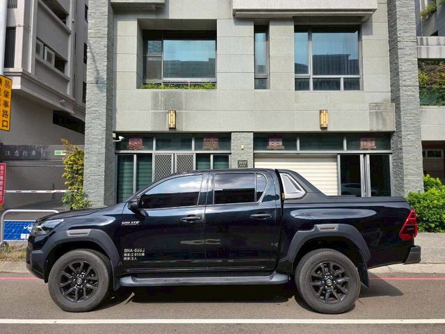 TOYOTA豐田 HILUX  第7張相片