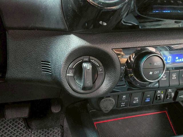 TOYOTA豐田 HILUX  第12張相片