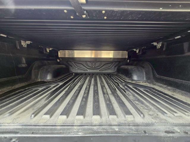 TOYOTA豐田 HILUX  第19張相片