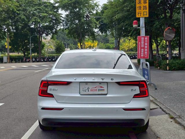 VOLVO富豪 S60  第4張相片