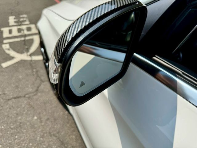 M-BENZ賓士 C300  第7張相片