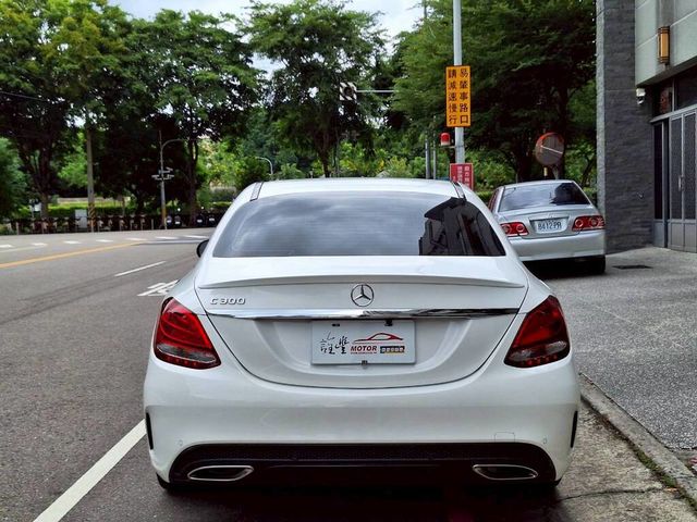 M-BENZ賓士 C300  第4張相片