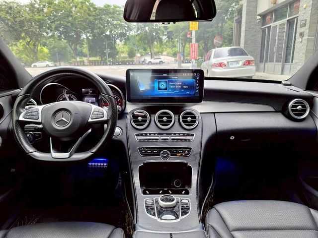 M-BENZ賓士 C300  第6張相片