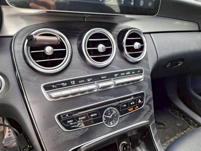 M-BENZ賓士 C300  第19張相片