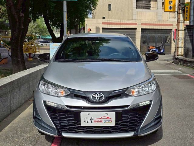 TOYOTA豐田 YARIS  第2張相片