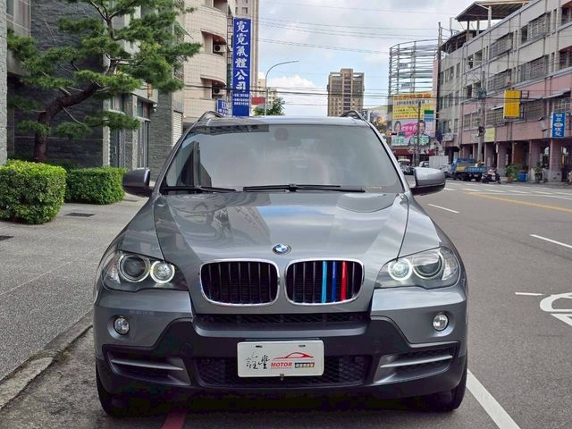 BMW寶馬 X5  第2張相片