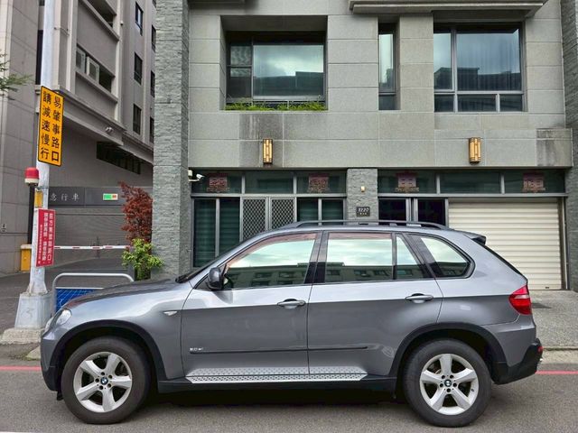 BMW寶馬 X5  第5張相片