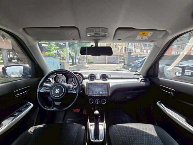 SUZUKI鈴木 SWIFT  第5張相片