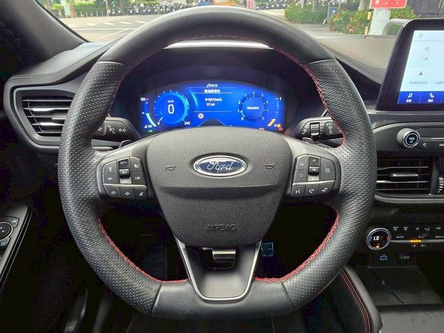 FORD福特 KUGA  第9張相片