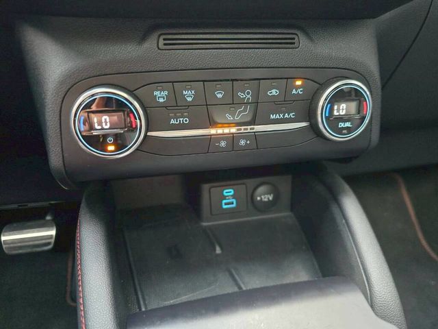 FORD福特 KUGA  第13張相片