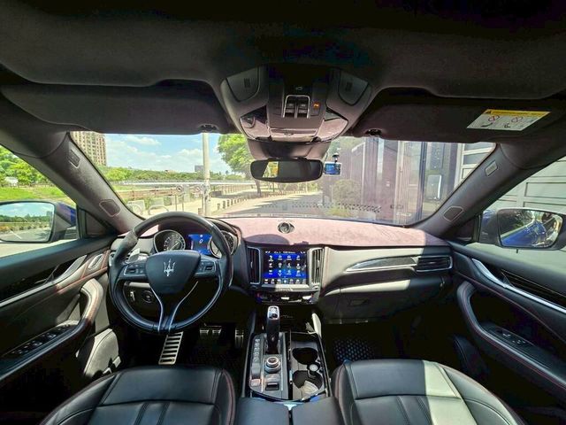 MASERATI瑪莎拉蒂 LEVANTE  第6張相片