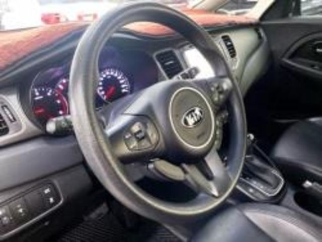 KIA起亞 CARENS  第5張相片