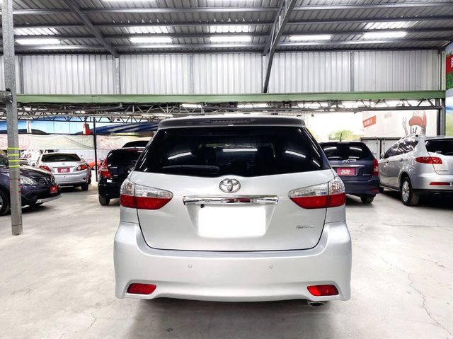 TOYOTA豐田 WISH  第4張相片