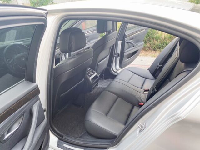 BMW寶馬 520D  第17張相片