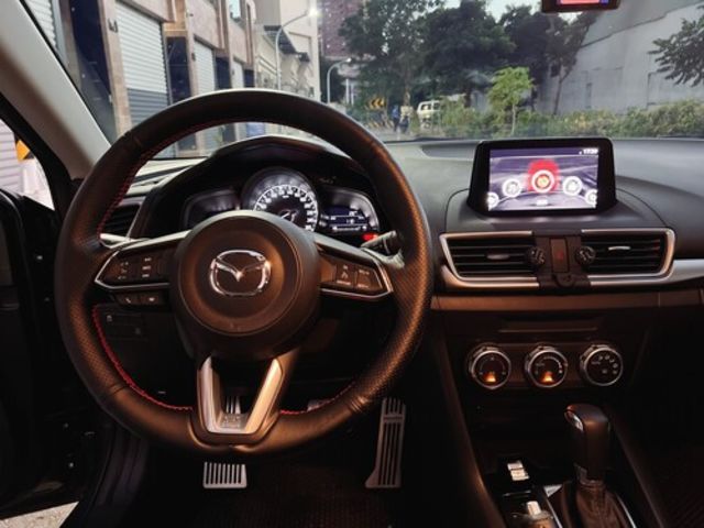 MAZDA馬自達 MAZDA 3  第5張相片