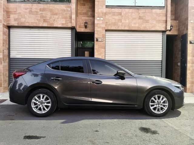 MAZDA馬自達 MAZDA 3  第7張相片