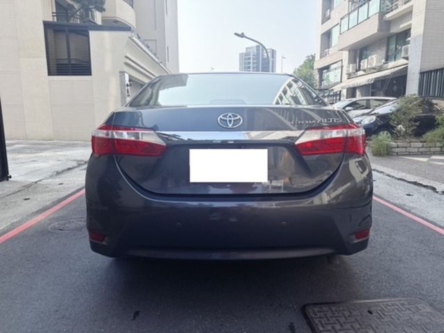 TOYOTA豐田 ALTIS  第4張相片