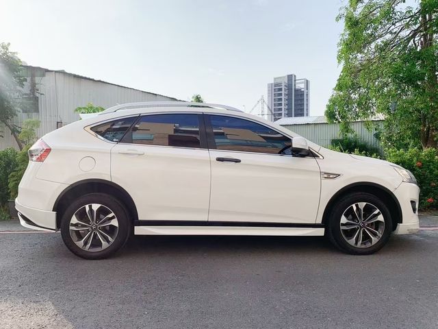 LUXGEN納智捷 U6 TURBO  第3張相片