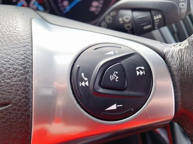 FORD福特 KUGA  第14張相片
