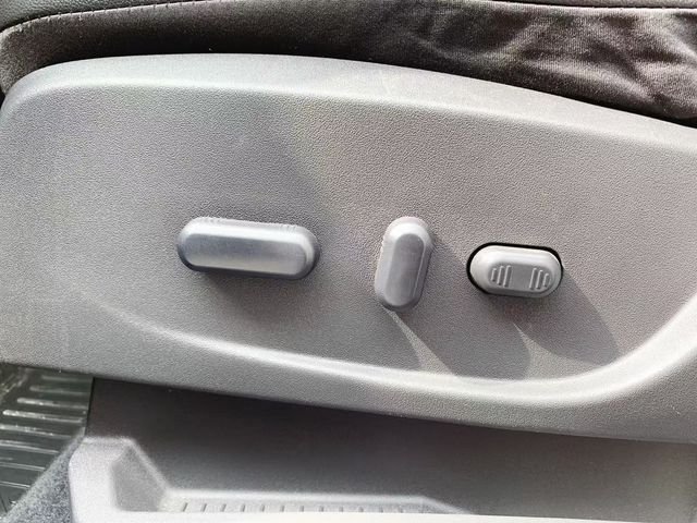 FORD福特 KUGA  第16張相片