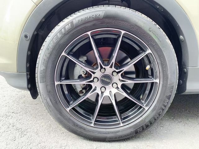 FORD福特 KUGA  第20張相片