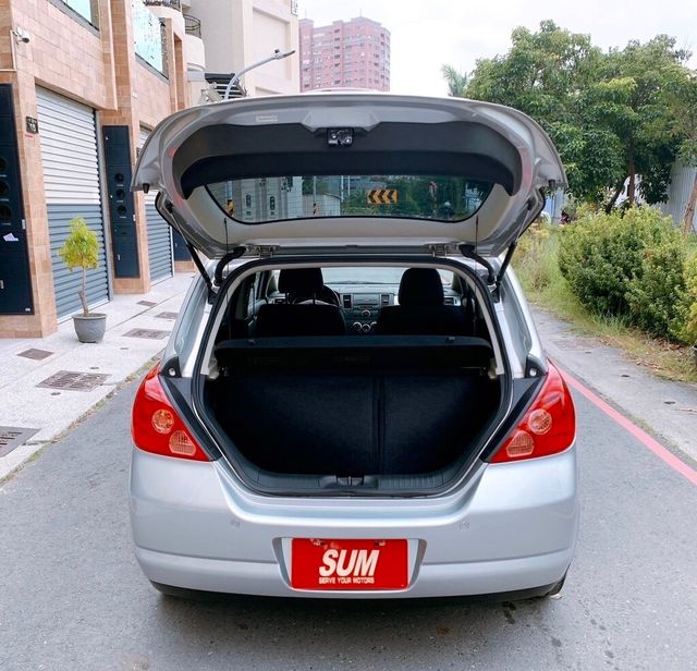 NISSAN日產 TIIDA  第17張相片