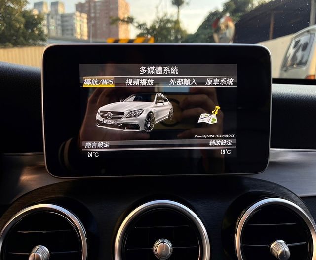 M-BENZ賓士 C180  第11張相片